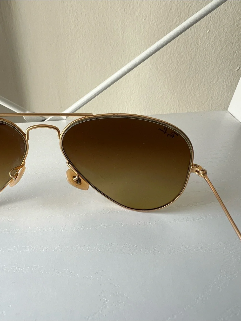 Ray-Ban Gold Frame Sunglasses with Brown Gradient Lenses (Men or Women)